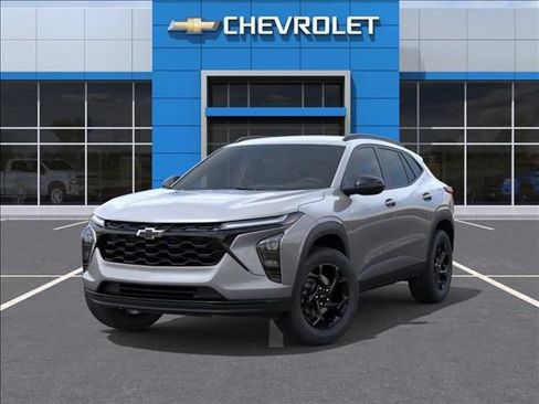 New 2026 Chevrolet Trax LT FWD image 6