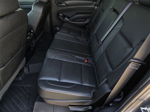 Used 2018 GMC Yukon SLT w/ Open Road Package image 15