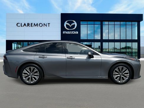 Used 2024 Toyota Mirai w/ Advanced Technology Package image 4