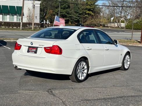 Used 2011 BMW 328i xDrive Sedan image 5