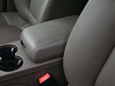 Used 2022 Porsche Macan image 21