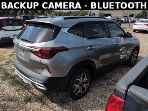 Used 2021 Kia Seltos EX AWD/4WD image 4