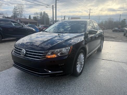 Used 2017 Volkswagen Passat 1.8T SE image 2