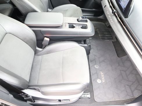 Used 2024 Nissan Ariya AWD image 59