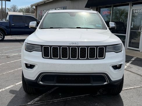 Used 2018 Jeep Grand Cherokee Limited w/ Luxury Group II image 8
