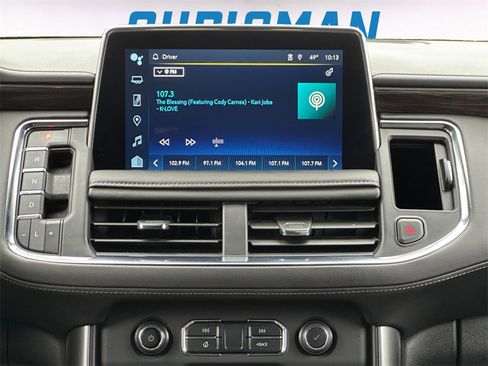 Used 2024 Chevrolet Suburban LT image 14