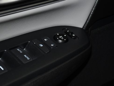 Used 2020 Honda CR-V EX-L image 33