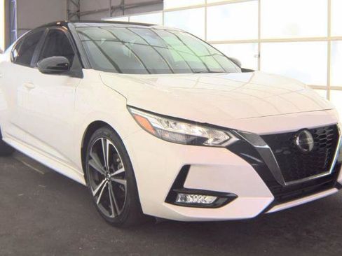 Used 2021 Nissan Sentra SR FWD image 4