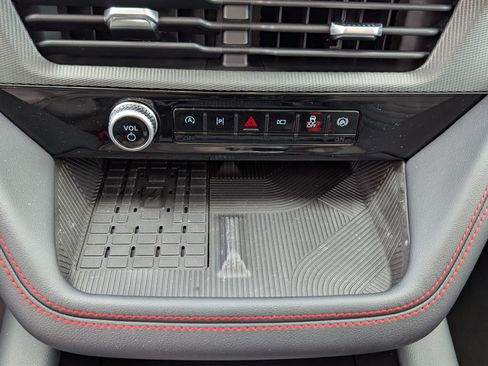 New 2025 Ford Explorer ST-Line w/ Premium Package image 26