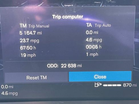 Used 2022 Volvo XC60 B5 Momentum image 21