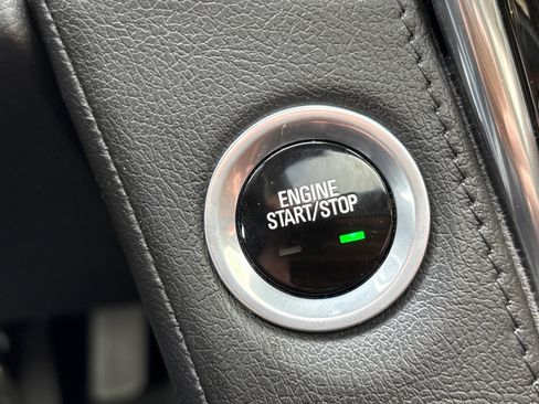 Used 2016 Cadillac Escalade Luxury image 22