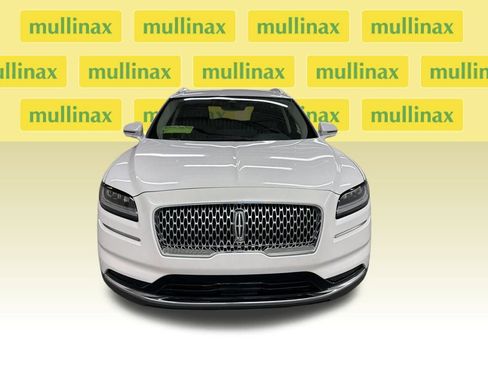 Used 2022 Lincoln Nautilus FWD image 14