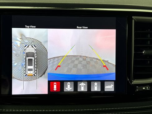 New 2026 Chrysler Pacifica Select w/ S Appearance Package image 20