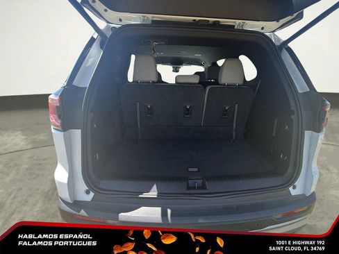 Certified 2026 GMC Acadia Elevation w/ Elevation Premium Package FWD image 30