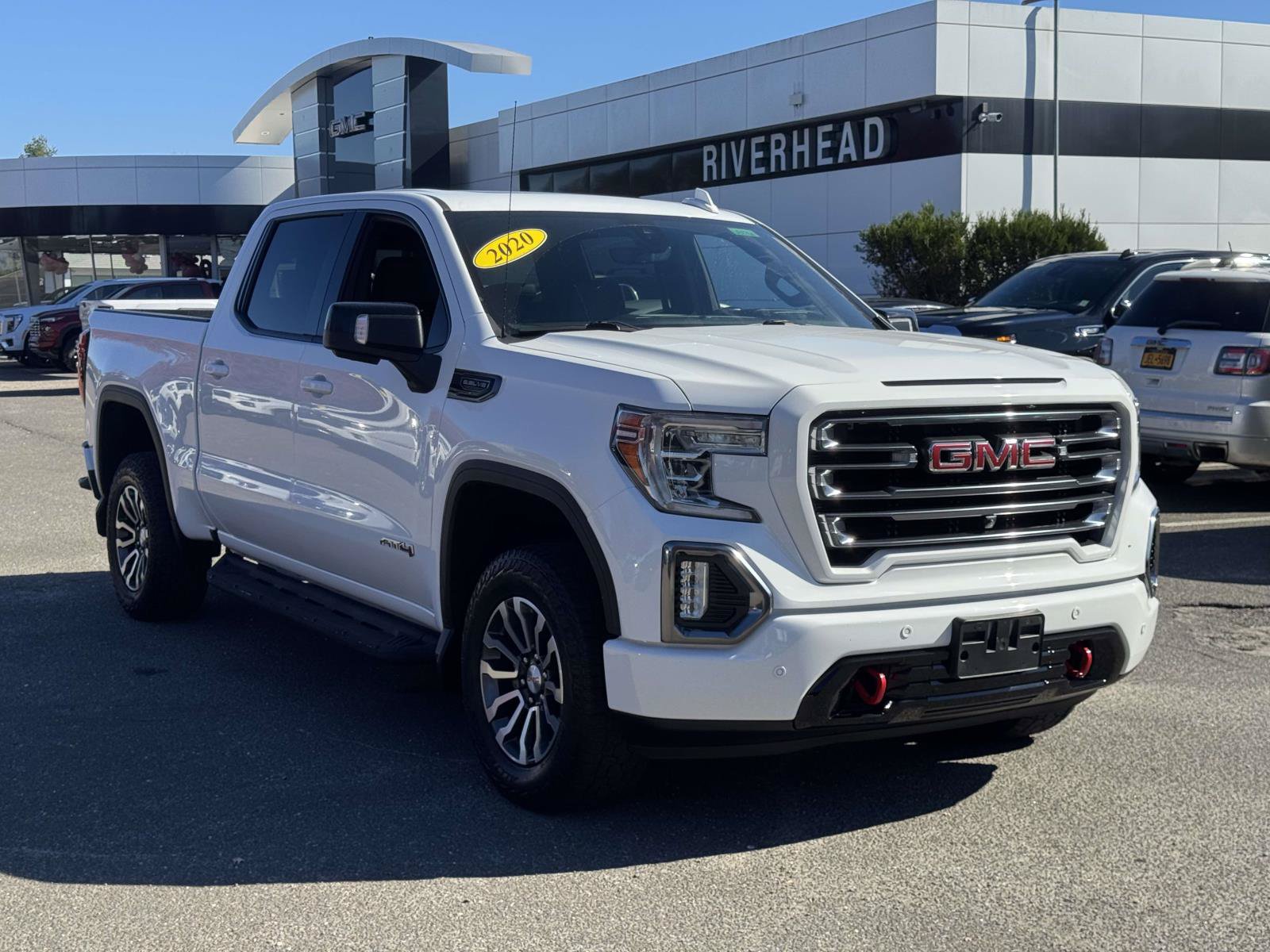 Used 2020 GMC Sierra 1500 AT4 w/ AT4 Premium Package AWD/4WD image 2