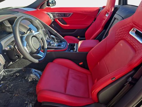 Certified 2022 Jaguar F-TYPE R image 13