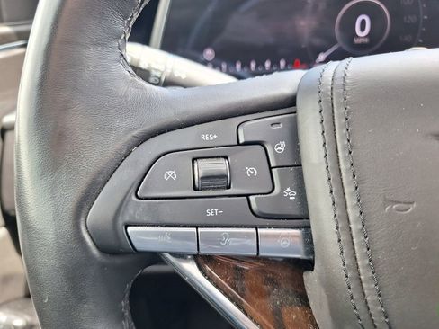 Used 2023 Cadillac Escalade ESV Sport Platinum w/ Heavy-Duty Trailer Package image 19