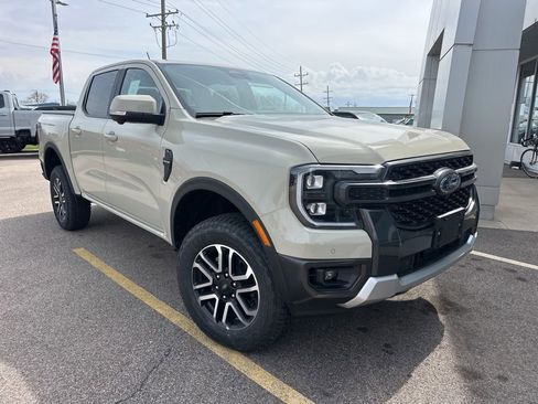 New 2025 Ford Ranger Lariat w/ Trailer Tow Package image 2