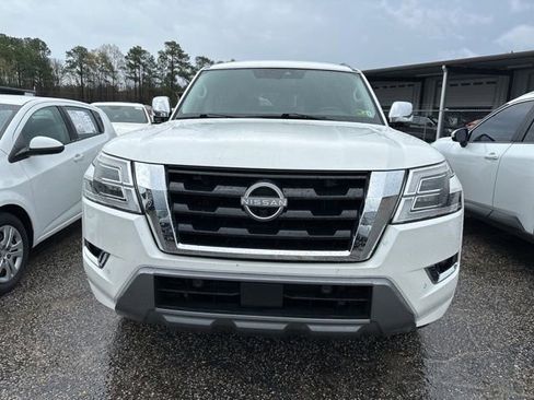 Used 2023 Nissan Armada Platinum w/ Captain's Chairs Package AWD/4WD image 1