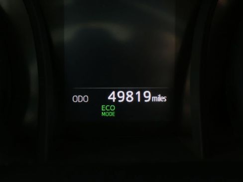 Used 2023 Toyota Camry SE FWD image 14