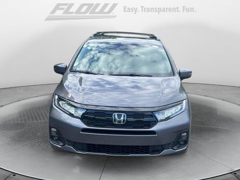 New 2026 Honda Odyssey Touring image 2