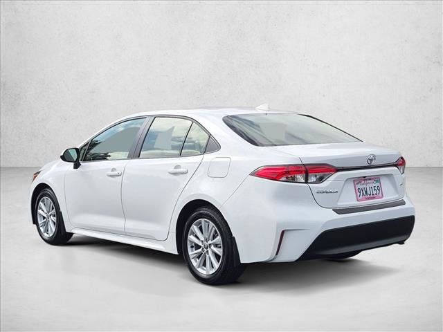 Certified 2026 Toyota Corolla LE w/ LE Premium Package FWD image 8