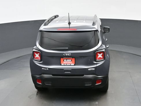 Used 2022 Jeep Renegade Latitude AWD/4WD image 37