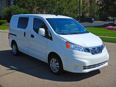 Used 2021 Nissan NV200 SV w/ Sliding Door Glass Package FWD image 3
