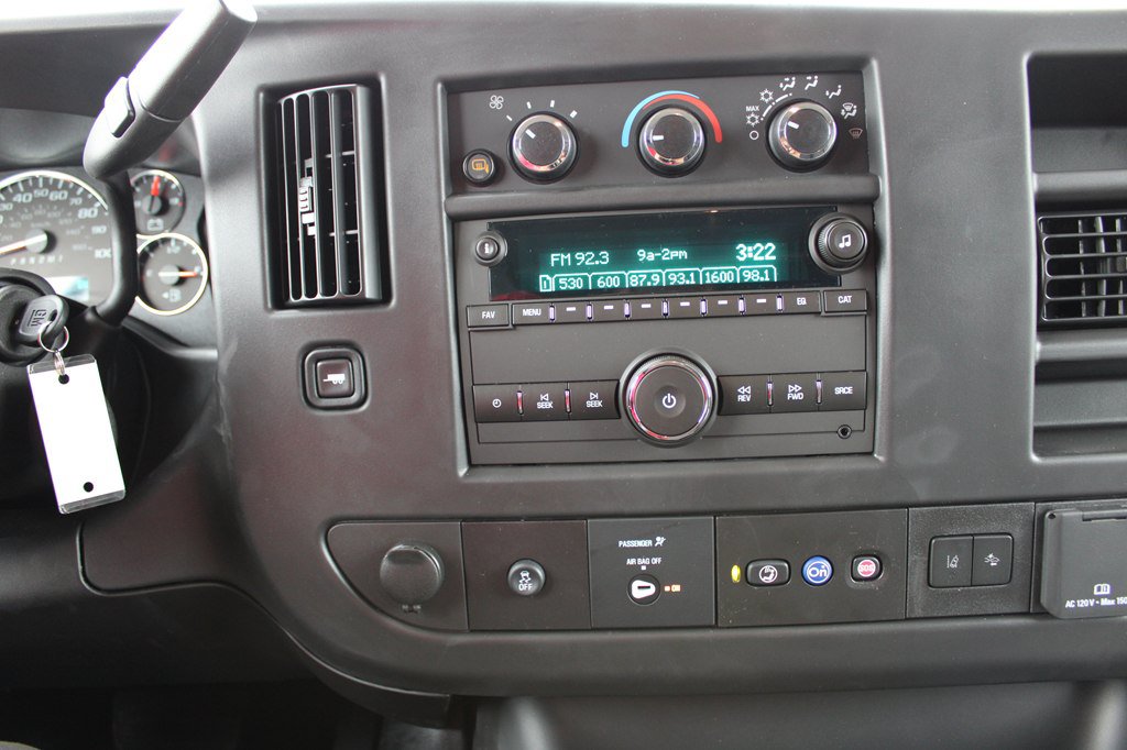 Used 2025 Chevrolet Express 3500 Extended w/ Driver Convenience Package RWD image 32