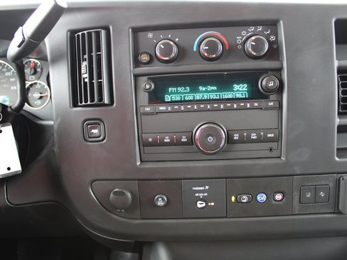 Used 2025 Chevrolet Express 3500 Extended w/ Driver Convenience Package RWD image 32