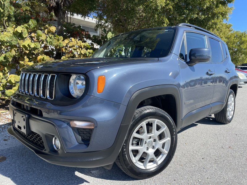 Used 2021 Jeep Renegade Latitude w/ Convenience Group AWD/4WD image 1