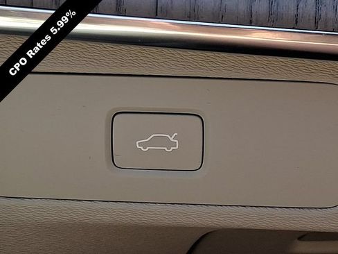 Certified 2024 Volvo XC90 B5 Plus w/ Protection Package Premier AWD/4WD image 27