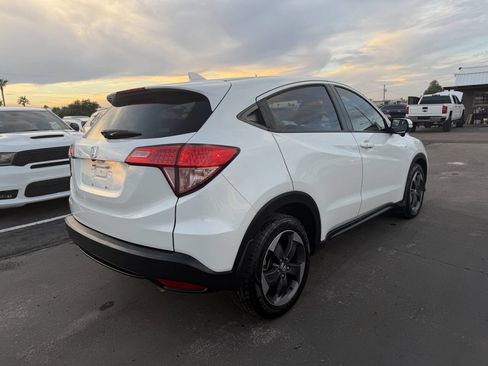 Used 2018 Honda HR-V EX image 12
