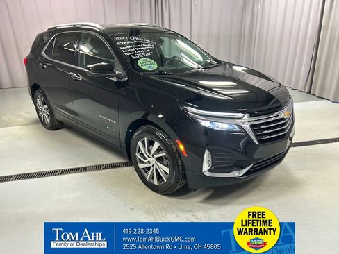 Used 2024 Chevrolet Equinox Premier FWD image 1