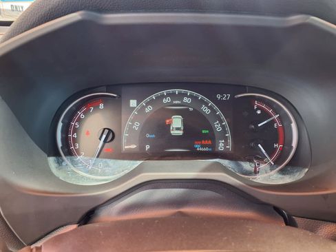 Certified 2024 Toyota RAV4 XLE AWD/4WD image 17