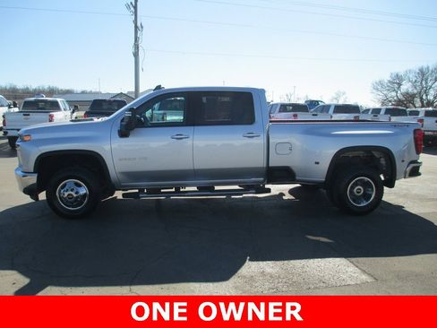 Used 2022 Chevrolet Silverado 3500 LT w/ Convenience Package image 10
