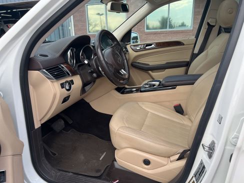 Used 2019 Mercedes-Benz GLS 450 4MATIC image 11