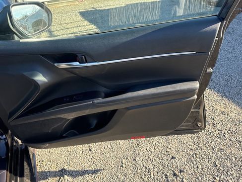 Used 2022 Toyota Camry TRD image 12