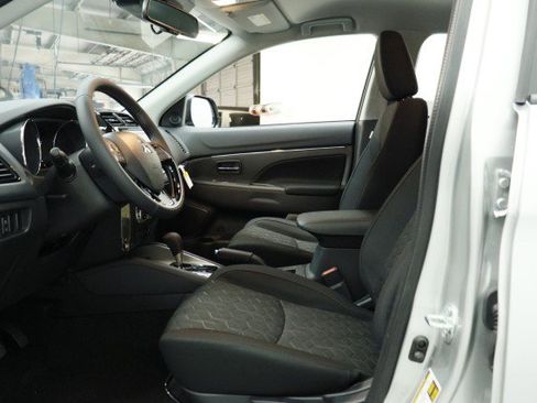 New 2026 Mitsubishi Outlander Sport LE AWD/4WD image 6