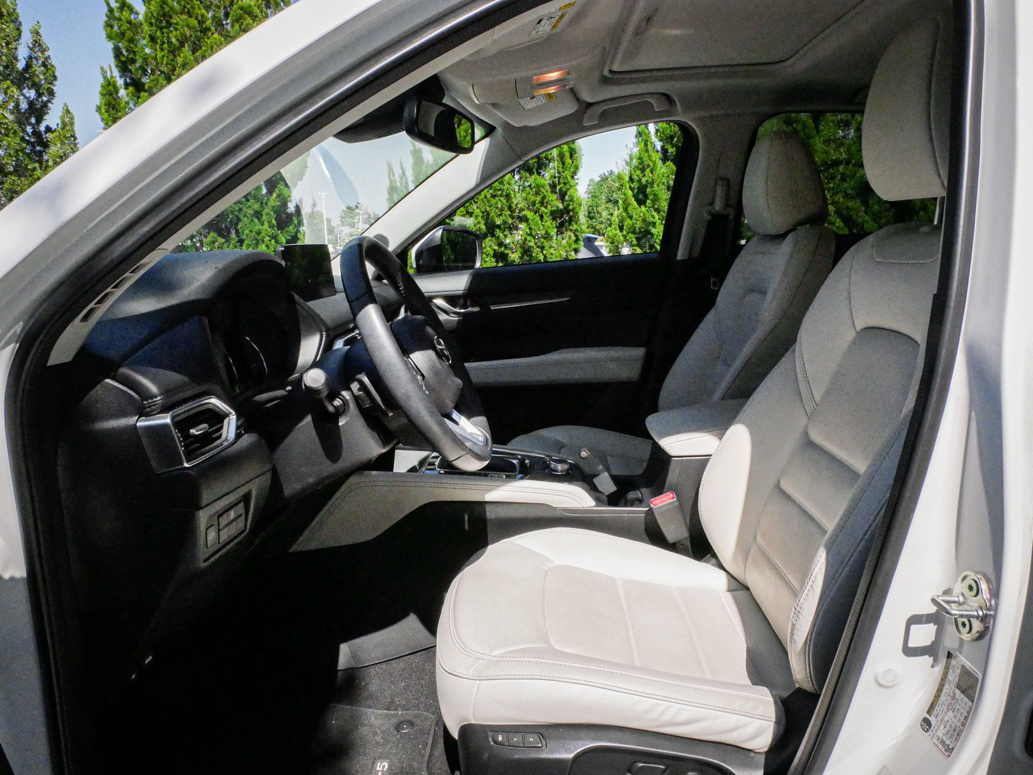 Used 2023 MAZDA CX-5 AWD 2.5 S w/ Premium Plus Pkg image 7