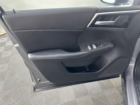 Used 2022 Mitsubishi Outlander SE AWD/4WD image 19