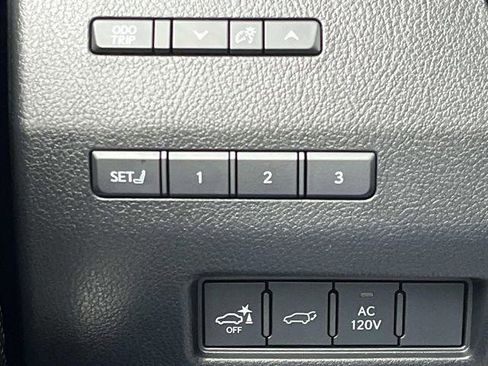 Certified 2024 Lexus GX 550 AWD/4WD image 36