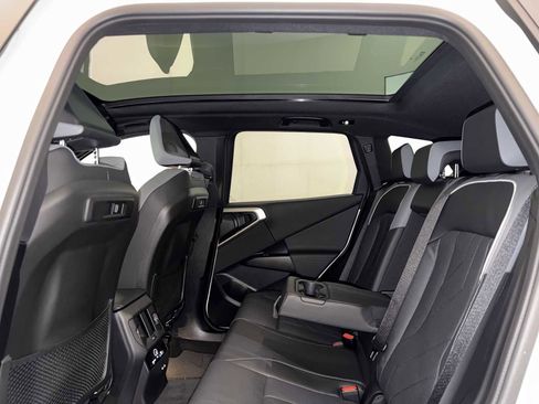 Used 2025 BMW X3 xDrive30i w/ Premium Package image 21