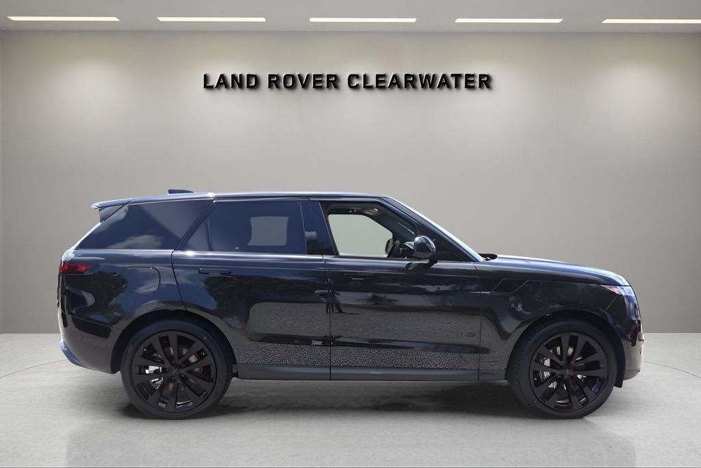 New 2026 Land Rover Range Rover Sport SE AWD/4WD image 6