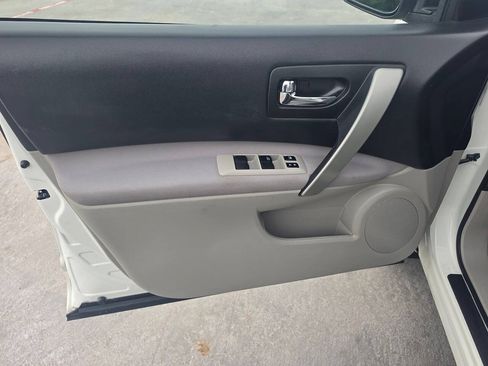 Used 2015 Nissan Rogue S w/ Convenience Package FWD image 18