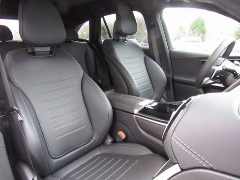 Certified 2025 Mercedes-Benz GLC 300 GLC 300 image 19