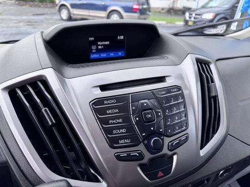 Used 2017 Ford Transit 150 XLT image 31