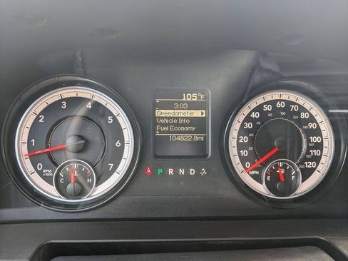 Used 2015 RAM 1500 Tradesman AWD/4WD image 2
