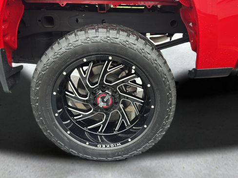 Used 2024 Chevrolet Silverado 1500 Custom RWD image 17