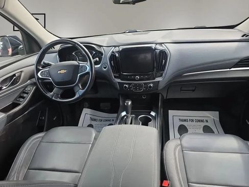 Used 2020 Chevrolet Traverse LT w/ LT Premium Package AWD/4WD image 14